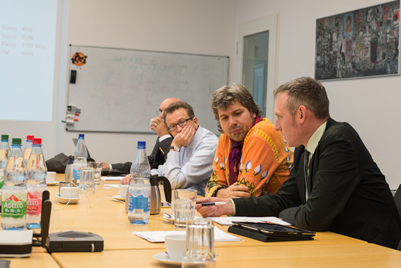 Jury-Sitzung bei der Wahl der Handwerkerseite des Jahres, mit u.a. Thomas Issler